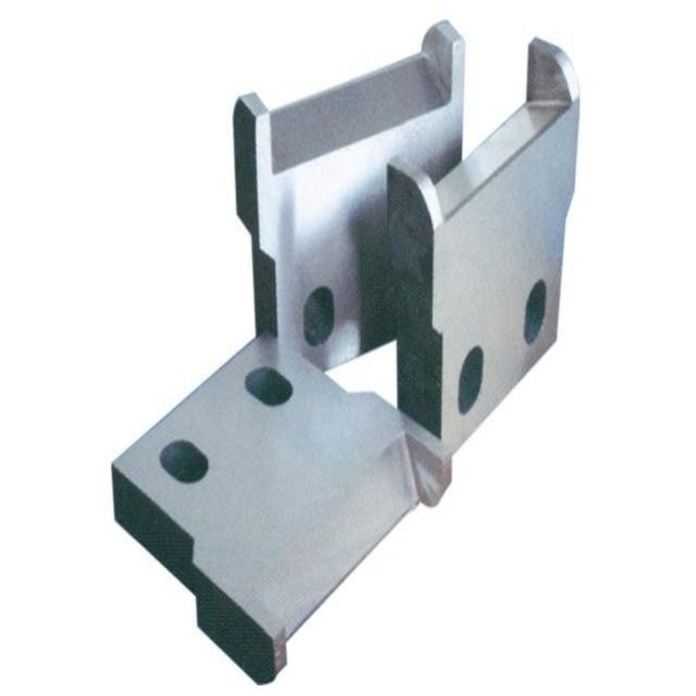 Điều chỉnh lưỡi cắt thủy lực để cắt cốt thép
   