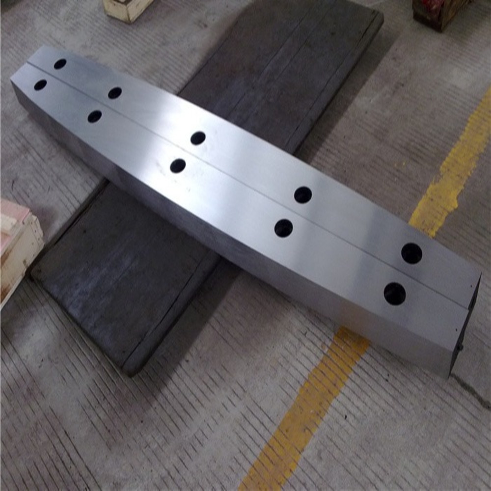 Lưỡi cắt thép H13 HRC 65 dùng cho máy cán và máy xẻ tấm.