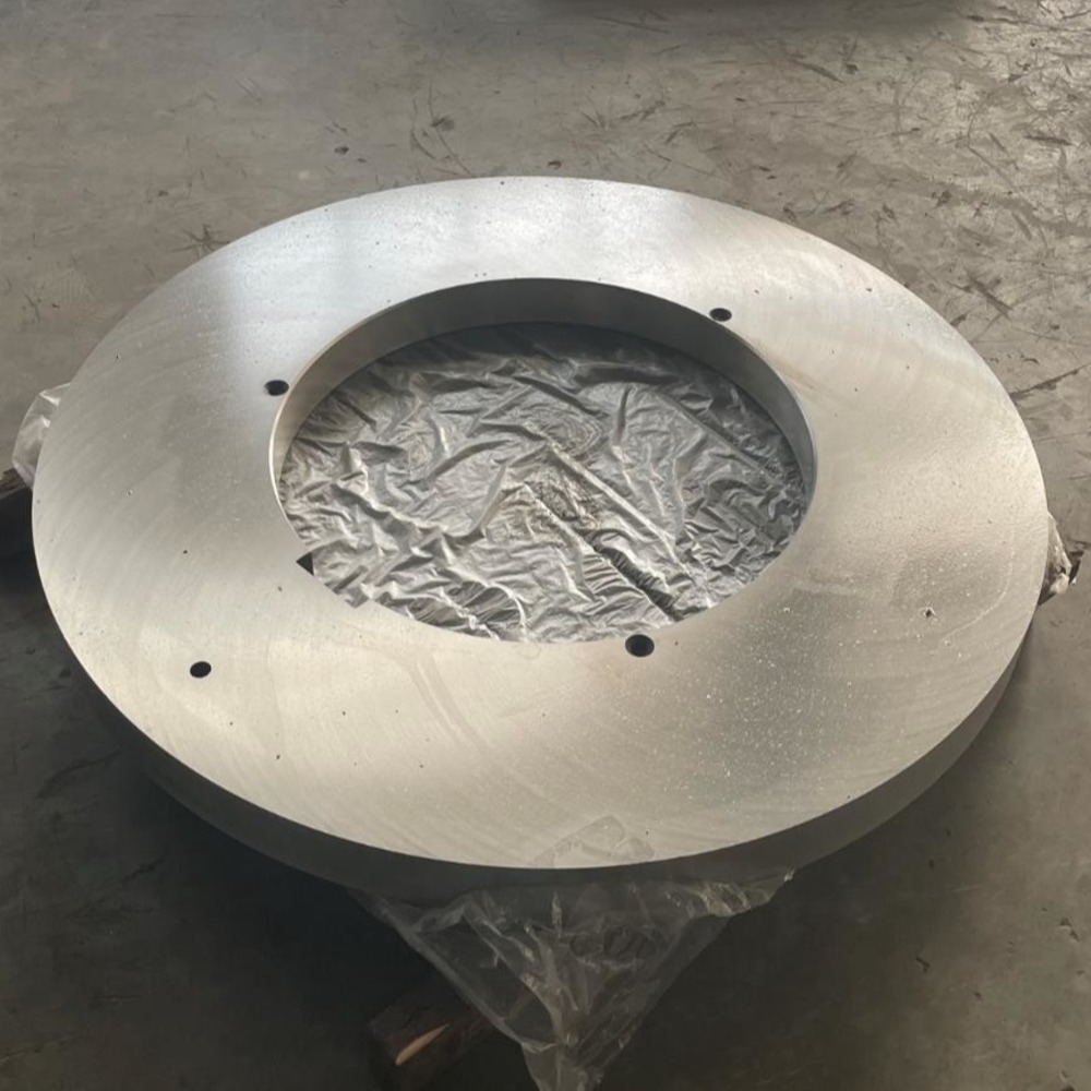 Dao cắt rãnh quay đường kính lớn 1200mm dùng cho thiết bị nhà máy cán thép.
   